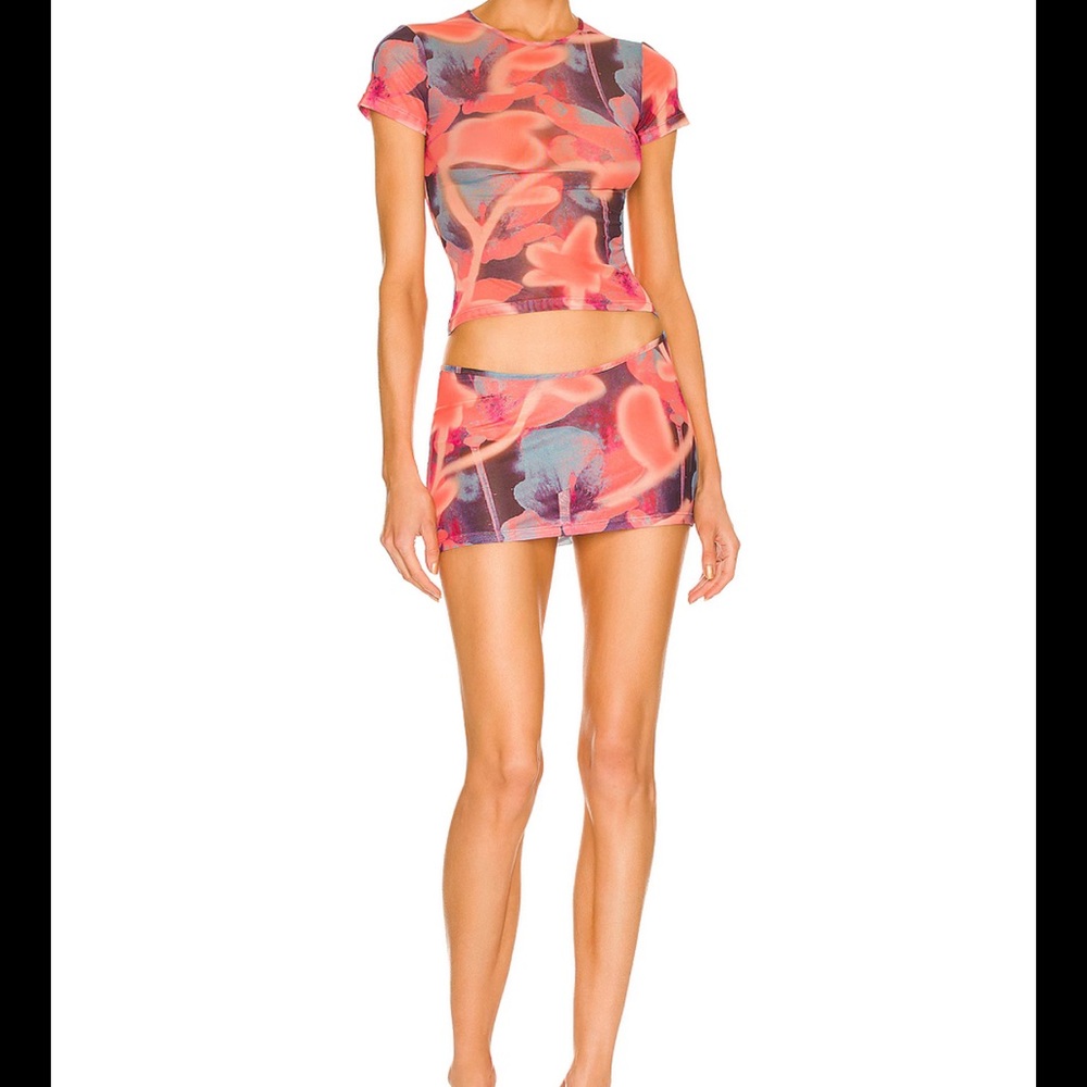 Miaou Set in Neon Peach Flora